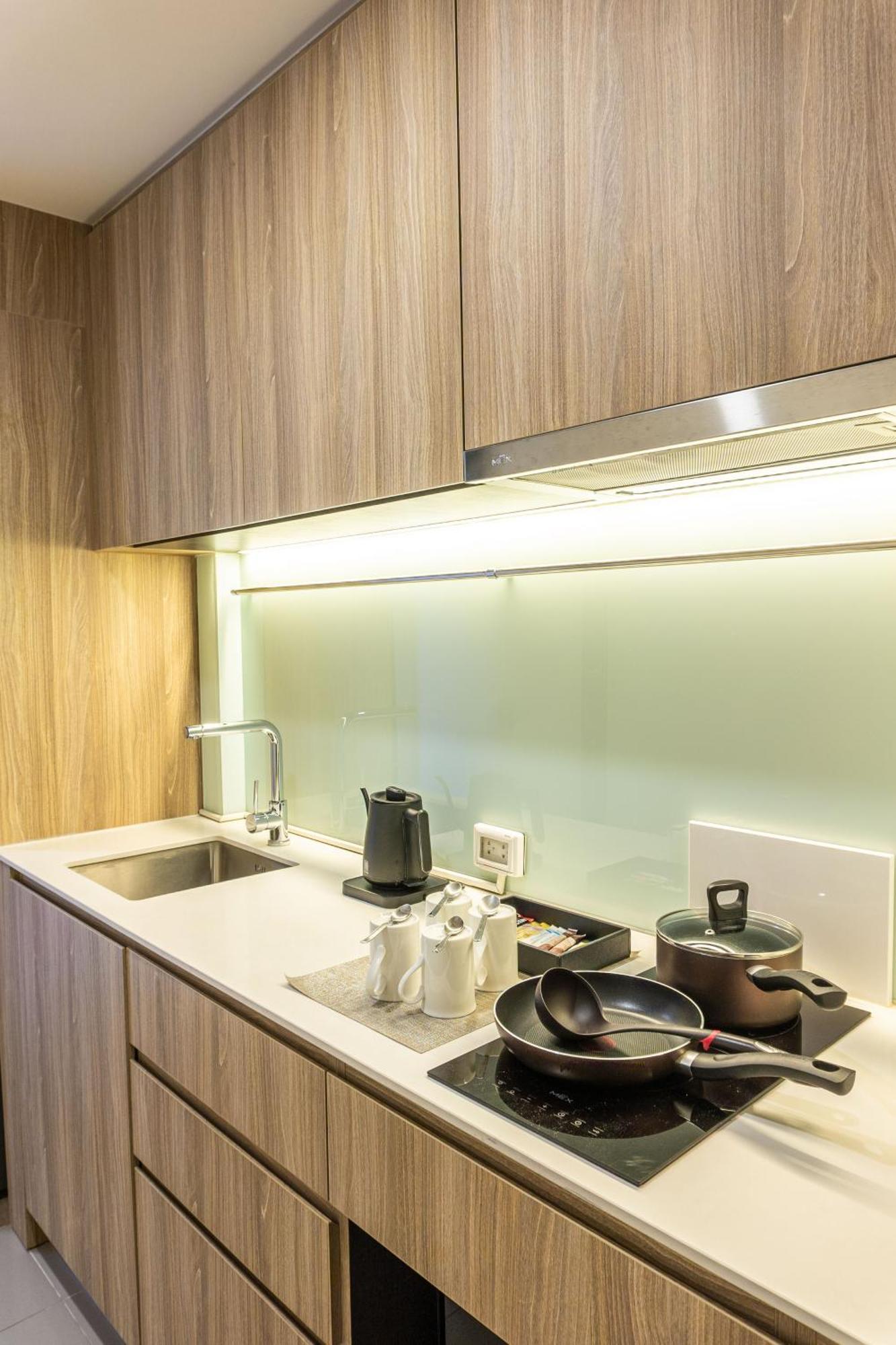 Hotel Ramada By Wyndham Bangkok Sukhumvit 87 Extérieur photo