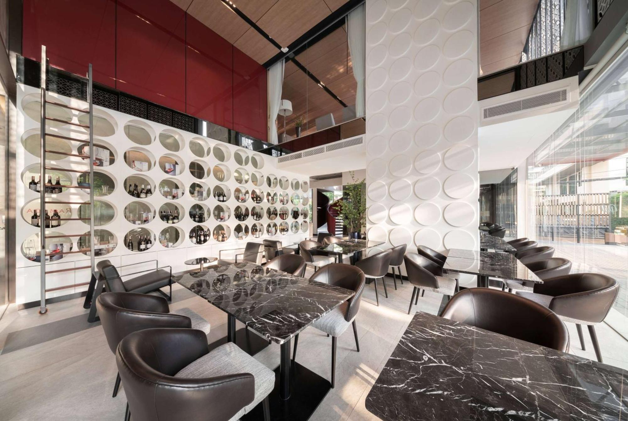 Hotel Ramada By Wyndham Bangkok Sukhumvit 87 Extérieur photo