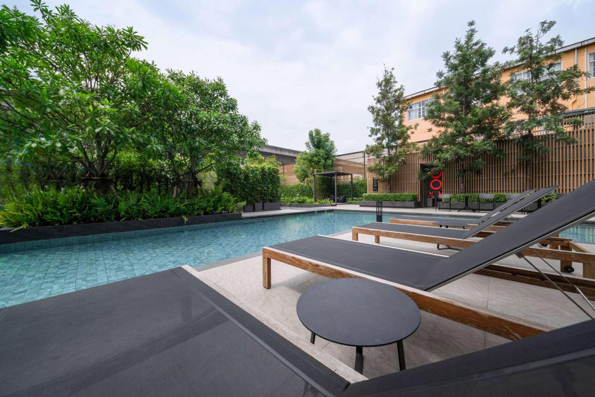 Hotel Ramada By Wyndham Bangkok Sukhumvit 87 Extérieur photo